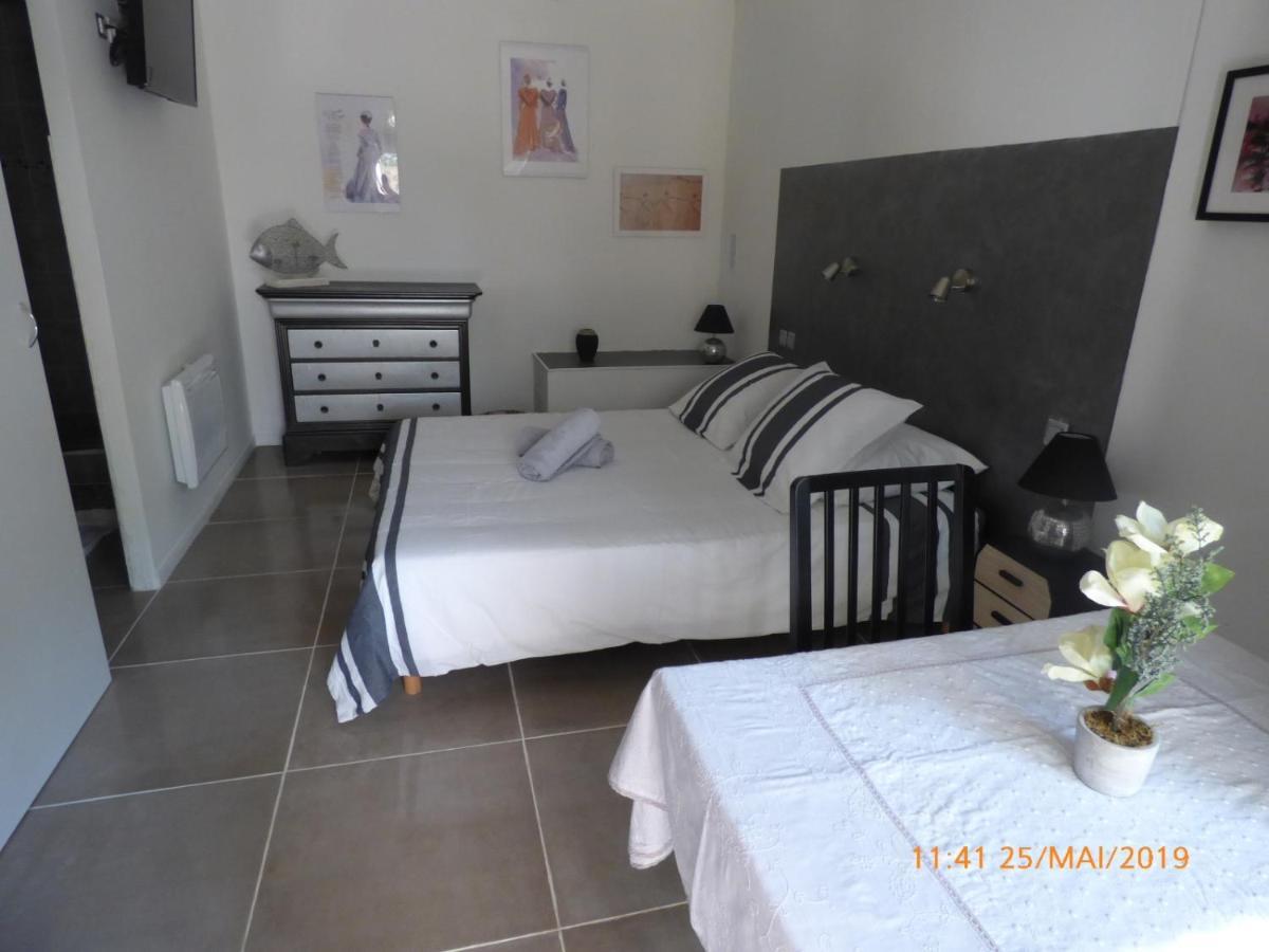 Mas Maurane-Chambre D'Hote Avec Spa Prive Aux Portes D'Arles Tarascon Kültér fotó
